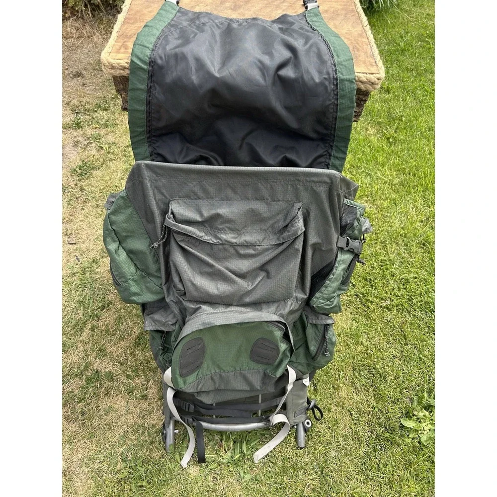 ergobaby carrier velcro waist Ergobaby® Baby Omni Deluxe Mesh Soft Olive 15